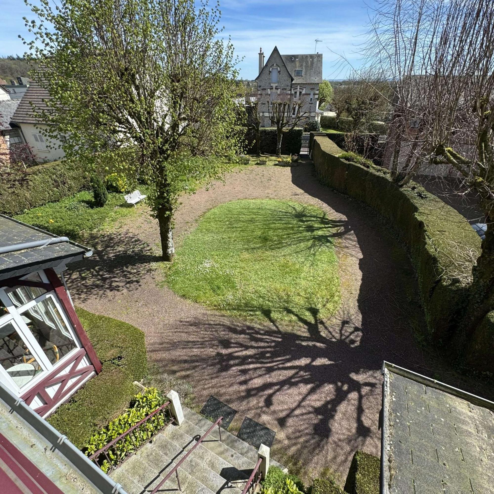 Brit Hotel Confort Bagnoles Normandie Bagnoles de l'Orne Normandie Exterior photo