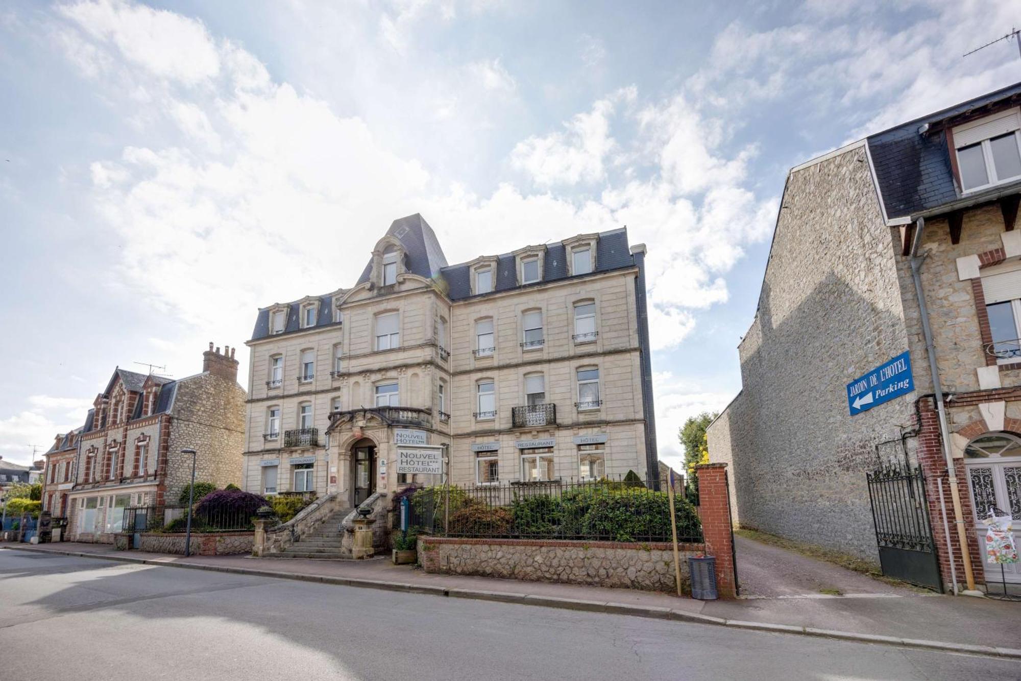 Brit Hotel Confort Bagnoles Normandie Bagnoles de l'Orne Normandie Exterior photo